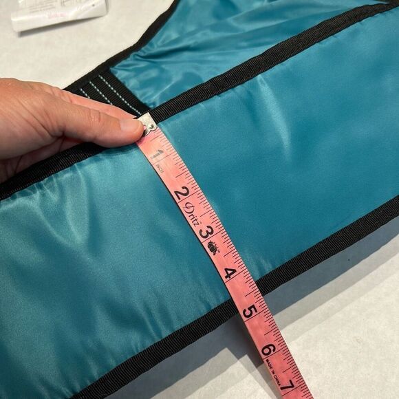 NEW thirty-one Explorista Crossbody Shoulder Purse Stroller Bag Hobo Utility Tra - Picture 13 of 14